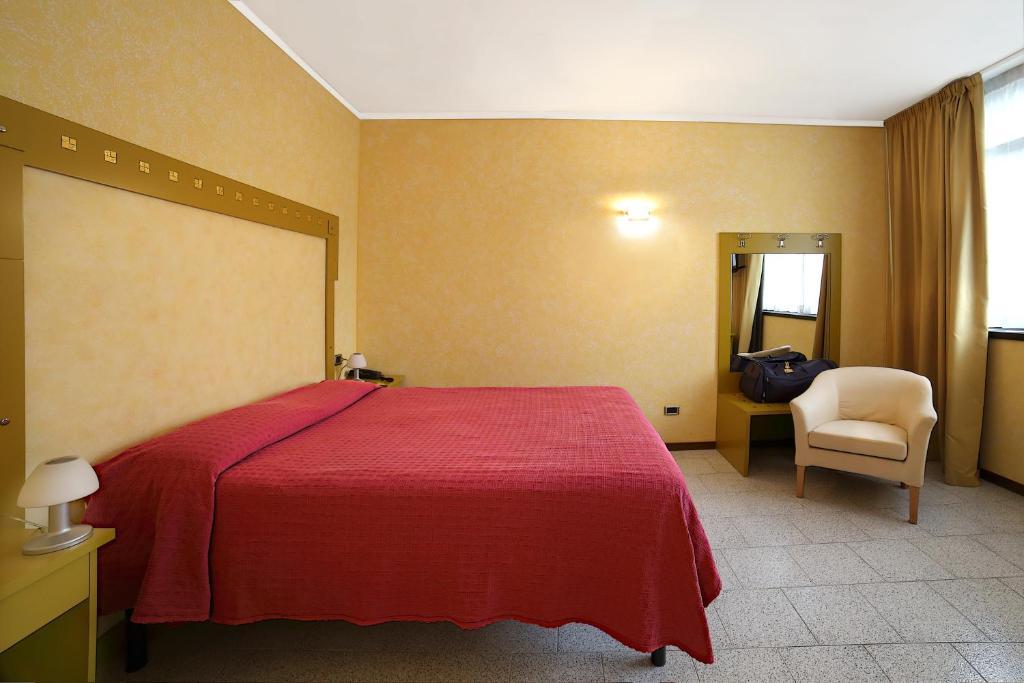 Aquamaris Hotel Sala Baganza Bilik gambar